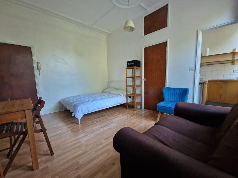 Bright Well Located Studio Flat London Exterior photo